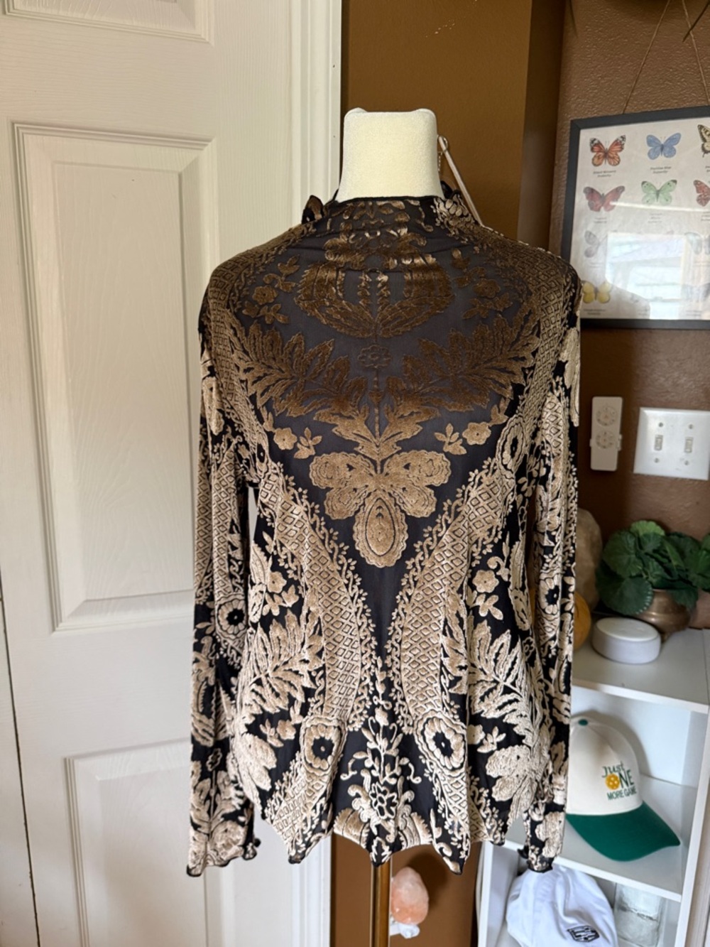 Umgee Black and Gold Burnout Velvet Long Sleeve Mockneck Mesh Top